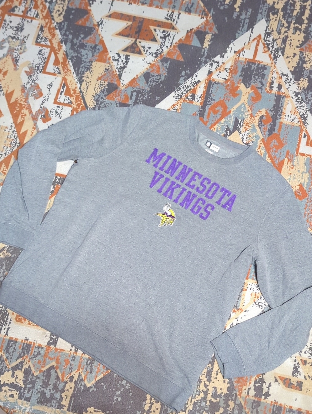 NFL team heather gray Minnesota Vikings crewneck sweatshirt